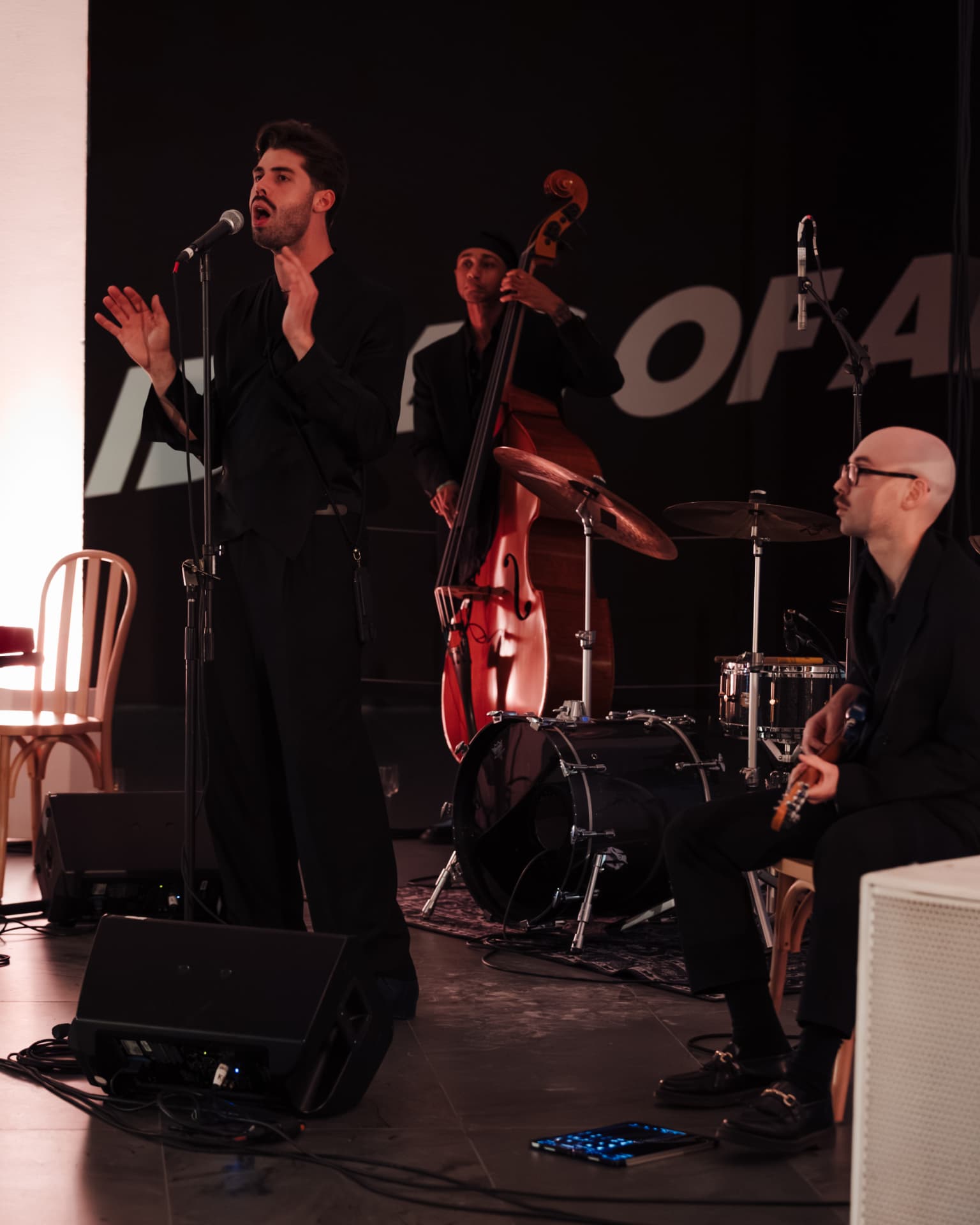 Live jazz band performing during the evening