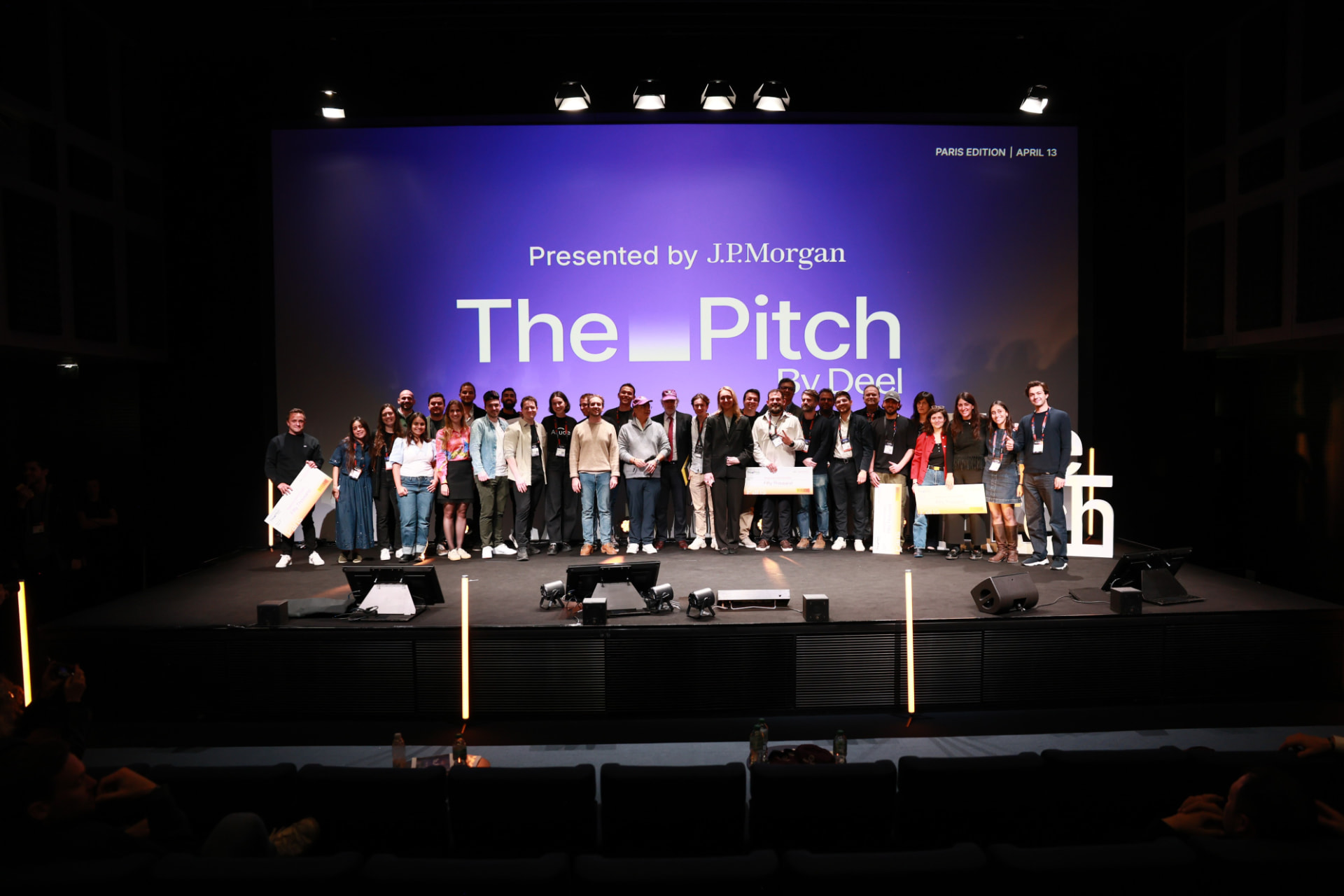 All Paris participants together on the main stage at the close of the event